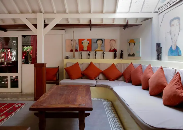 Villa Hangat Seminyak